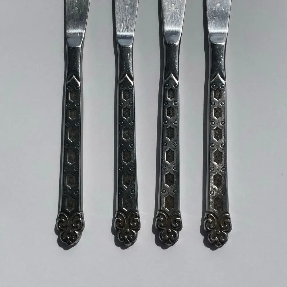 Lot of 4 Oneida Northland SAN FRANCISCO Stainless Korea Dinner Knives 8.5